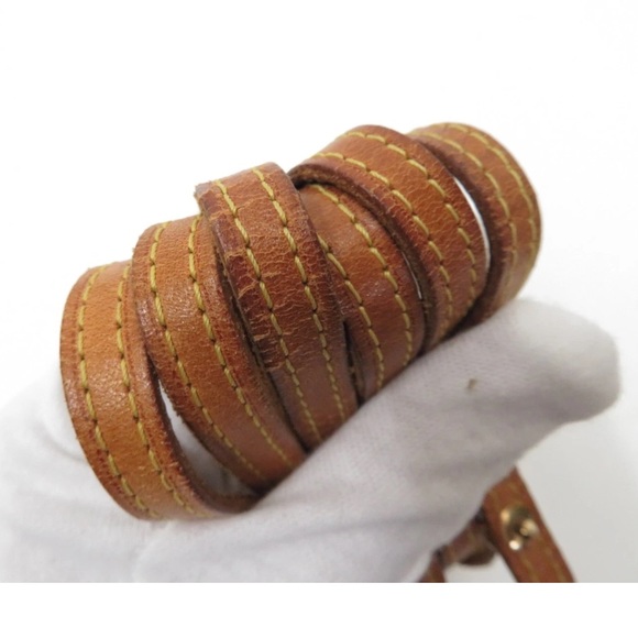 LOUIS VUITTON Pochette Twin GM Monogram Shoulder Bag - Picture 9 of 16